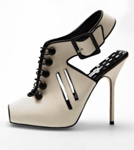 manolo-blahnik-shoes-2010